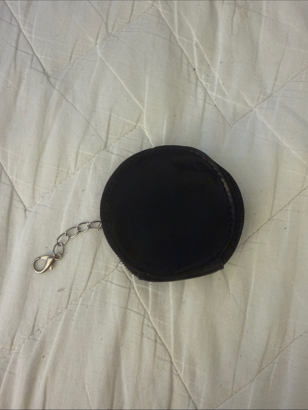 Compact Round Black Zip Coin Pouch with Keychain